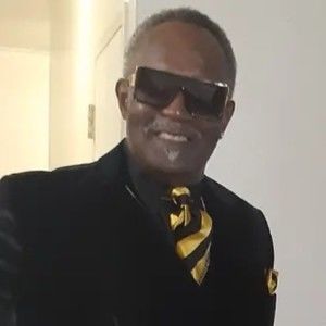 Meet your Posher, Robert